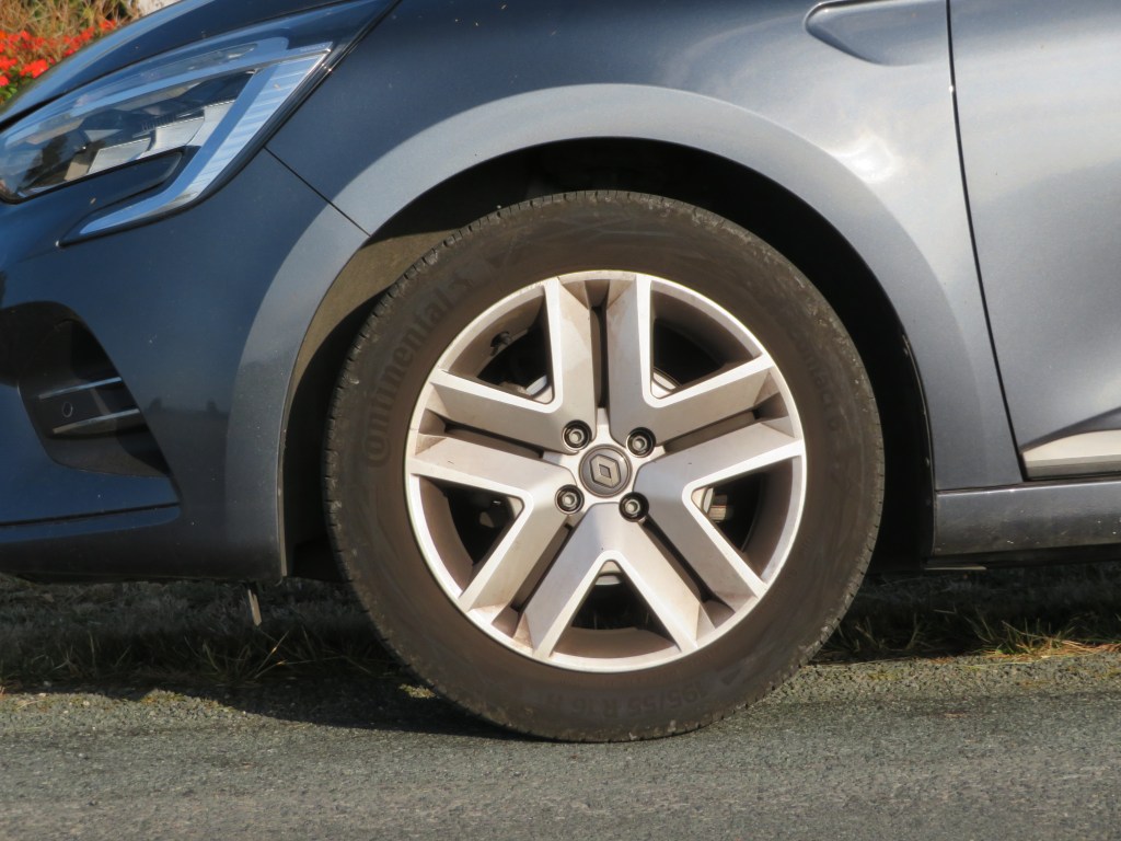 Jantes 16 pouces Renault Clio 5 business