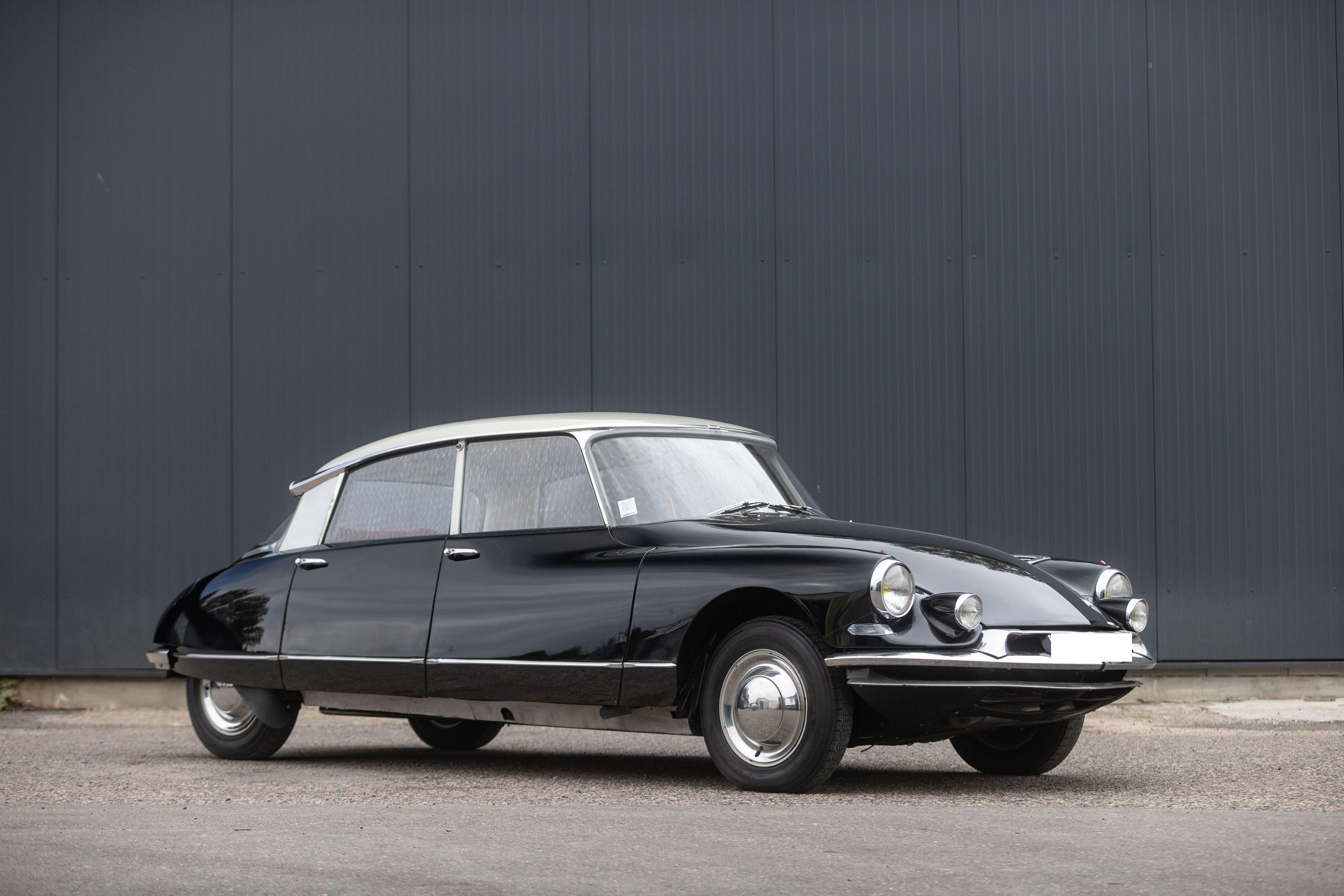 L’incroyable voiture du James Bond de la goutte