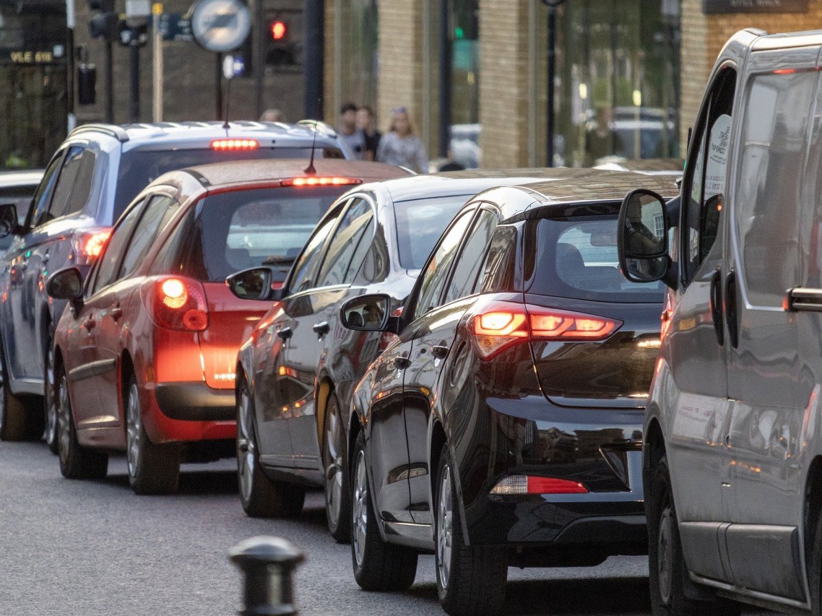 Vignettes Crit&rsquo;Air : les règles se durcissent en 2023 et&nbsp;après