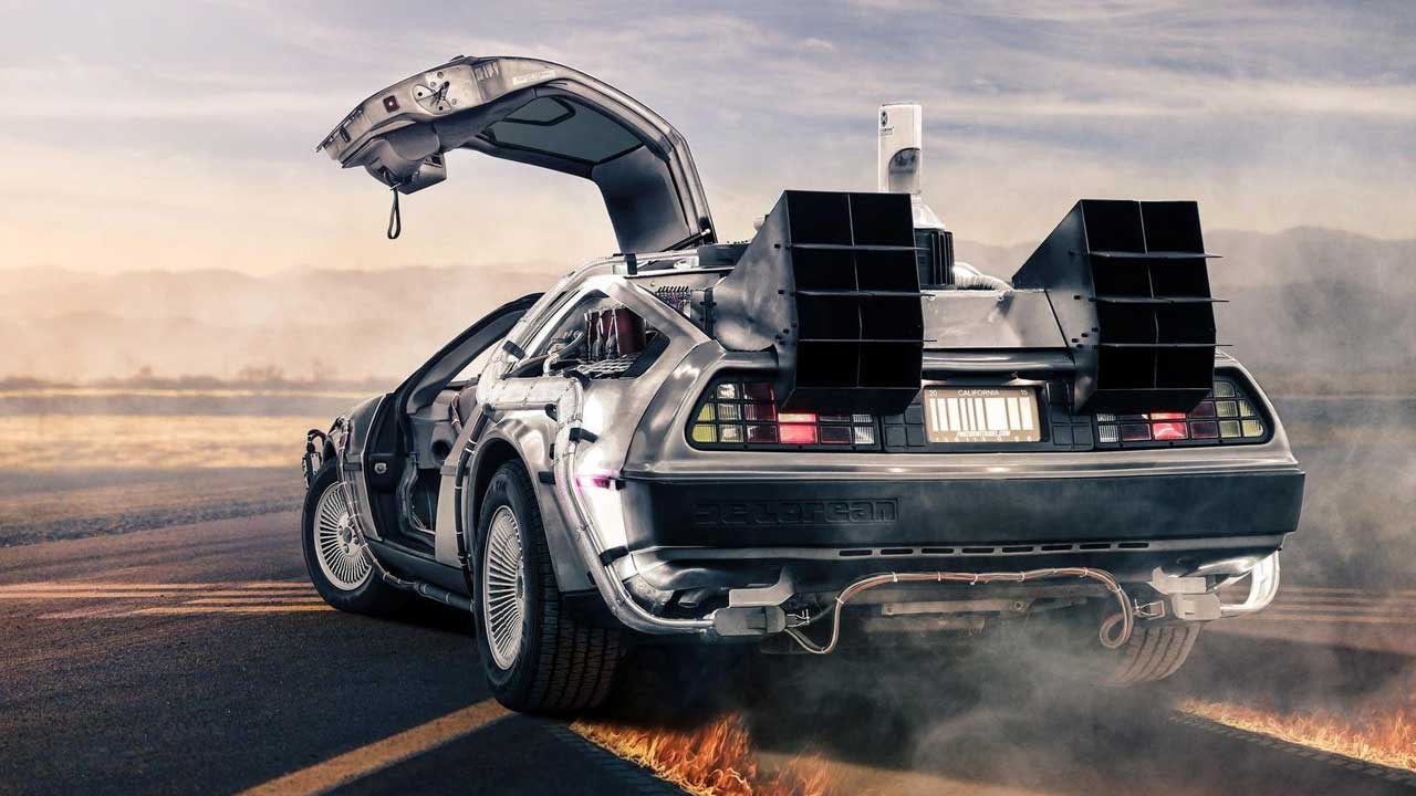 10 idées cadeaux pour un fan de Retour vers le futur et de la&nbsp;DeLorean