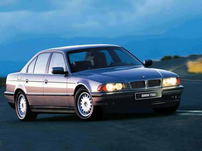BMW série 7 E38 : la plus belle des&nbsp;limousines